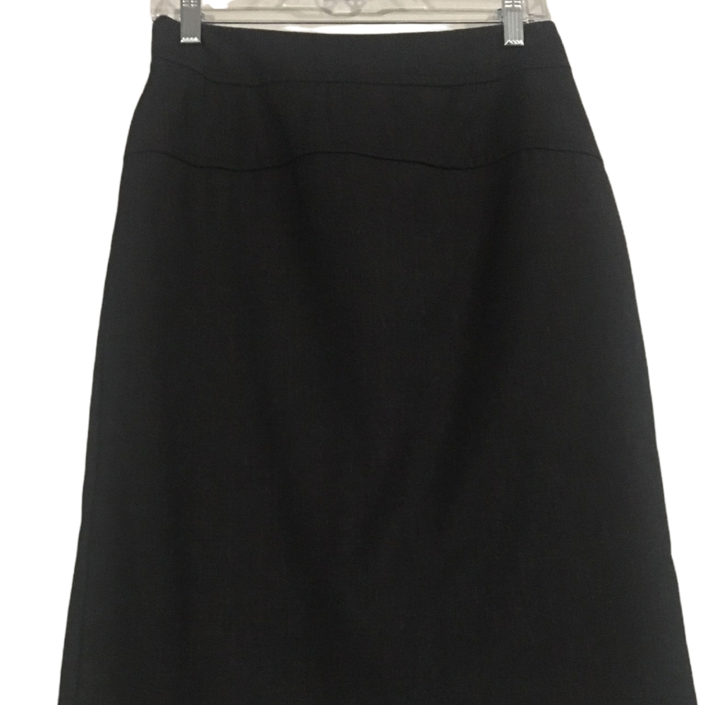 Kensie: black, short pencil skirt. Size 6. Pre-owned